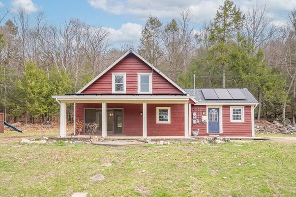 Backyard, Exterior, Facade, Solar Panels, Farmhouse