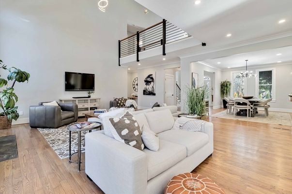 Dining room, Interior, Living room, Pendant Lights, Recessed Lighting, Wood Texture Flooring