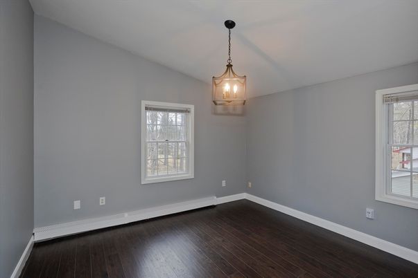 Empty room, Interior, Pendant Lights, Wood Texture Flooring