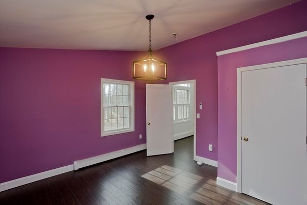 Empty room, Interior, Pendant Lights, Wood Texture Flooring