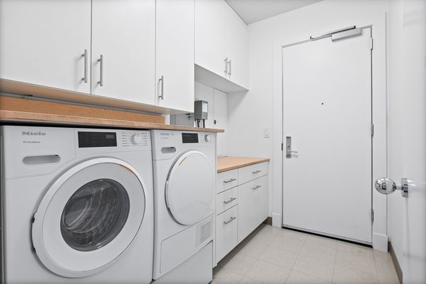 Interior, Washer