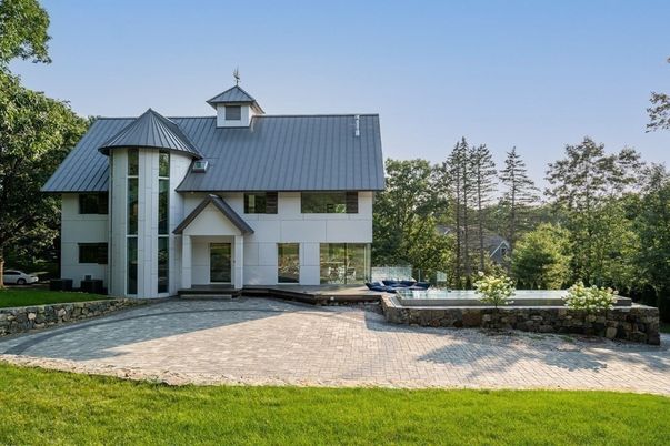 Backyard, Exterior, Facade, Farmhouse