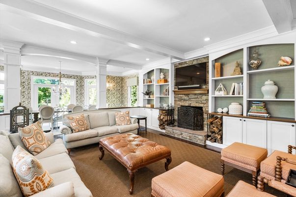 Dining room, Fireplace, Interior, Living room, Pendant Lights, Recessed Lighting