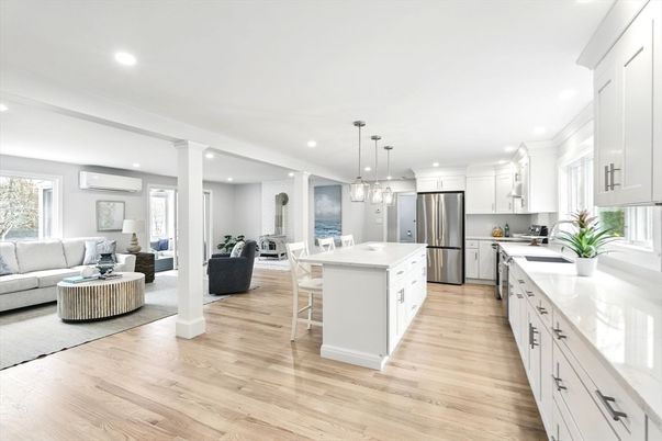 Dining room, Interior, Kitchen, Living room, Pendant Lights, Recessed Lighting, Stainless Steel Appliances, Wood Texture Flooring