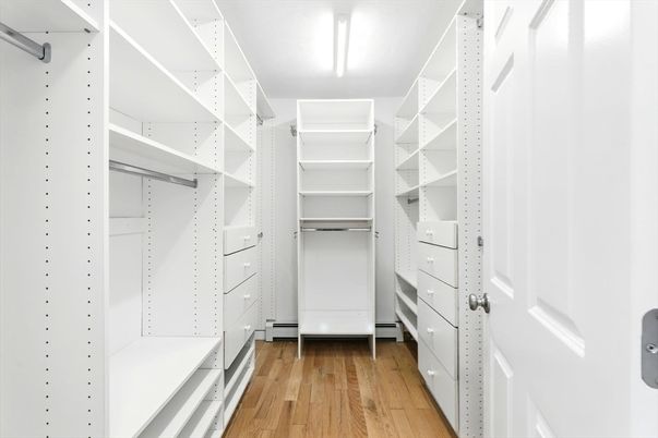 Interior, Walk-in Closets, Wood Texture Flooring