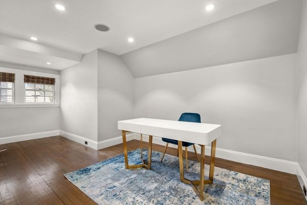 Home Office, Interior, Recessed Lighting, Wood Texture Flooring