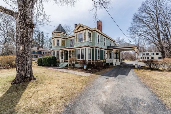 Backyard, Exterior, Facade, Queen Anne Victorian