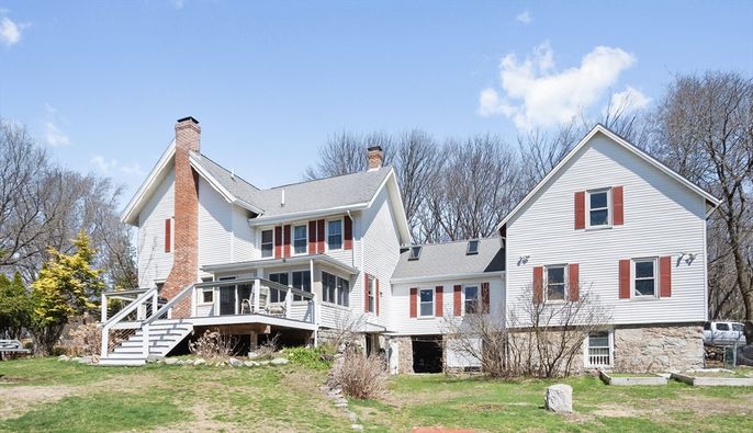 Backyard, Exterior, Facade, Farmhouse