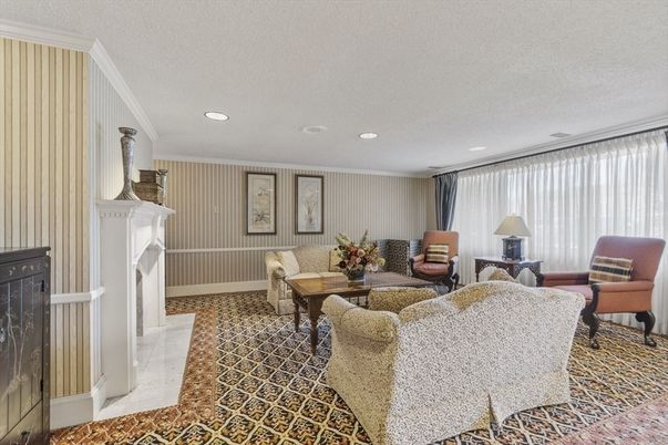 Fireplace, Interior, Living room, Recessed Lighting