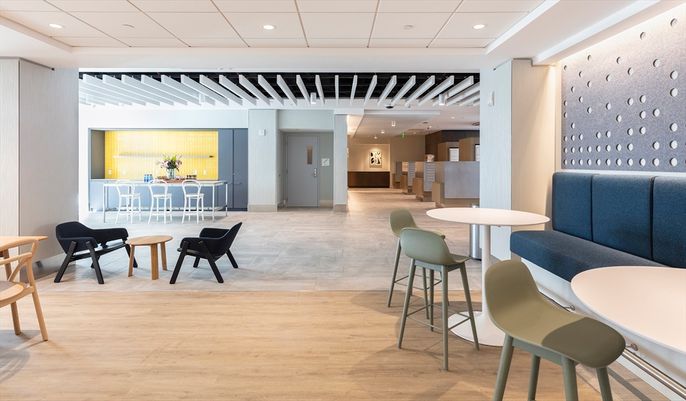 Interior, Recessed Lighting, Wood Texture Flooring