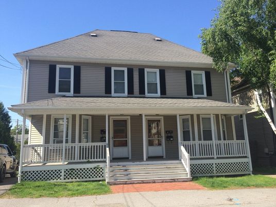 Exterior, Facade, American Foursquare