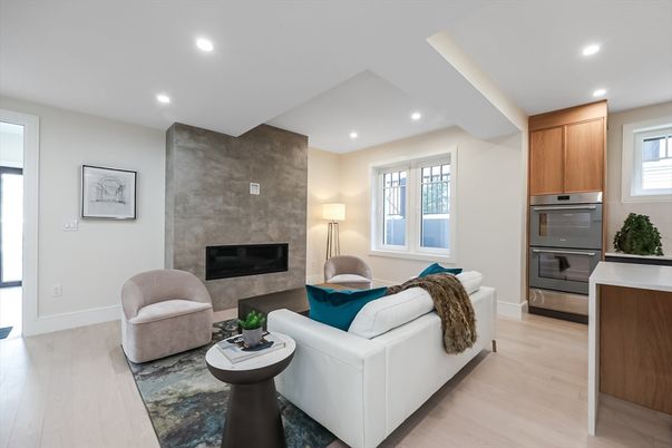 Fireplace, Interior, Kitchen, Living room, Recessed Lighting, Wood Texture Flooring