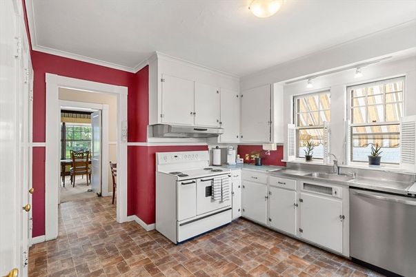Dining room, Interior, Kitchen, Stainless Steel Appliances