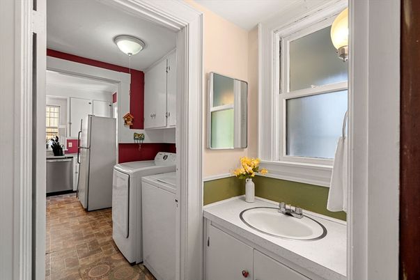 Interior, Washer