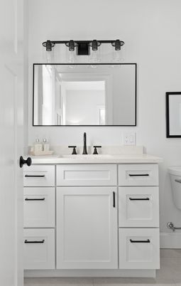 Bathroom, Dual Sink Vanities, Interior
