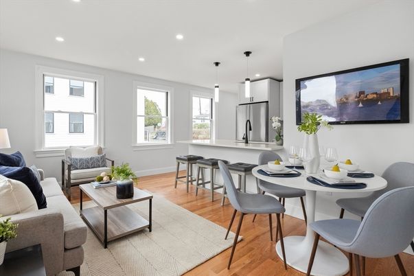 Dining room, Interior, Kitchen, Living room, Pendant Lights, Recessed Lighting, Stainless Steel Appliances, Wood Texture Flooring
