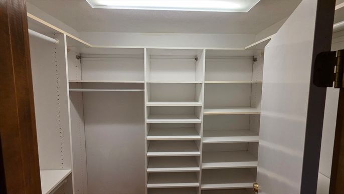 Interior, Walk-in Closets