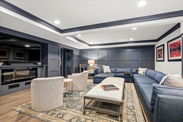 Interior, Living room, Recessed Lighting, Wood Texture Flooring