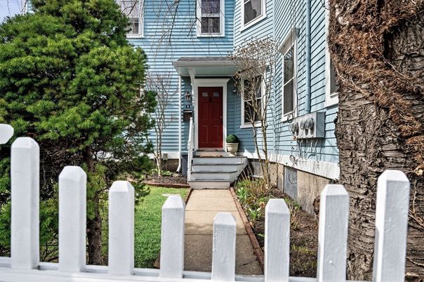 Exterior, Facade, None