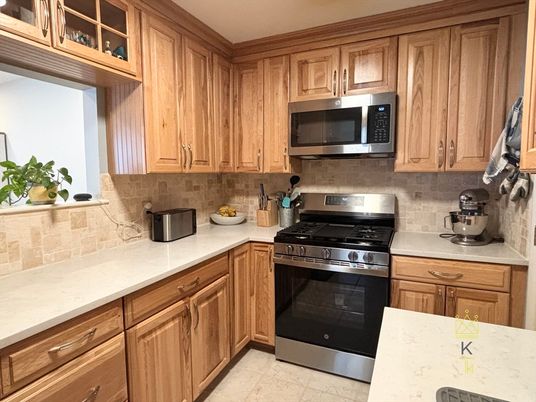 Interior, Kitchen, Stainless Steel Appliances