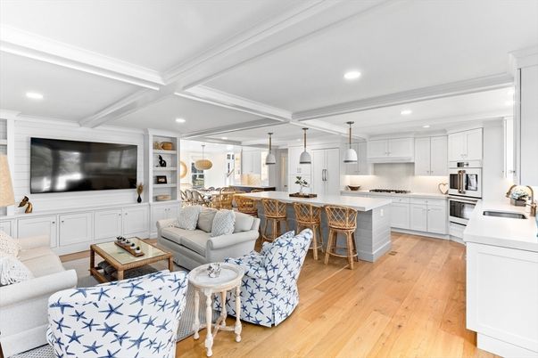 Interior, Kitchen, Living room, Pendant Lights, Recessed Lighting, Stainless Steel Appliances, Wood Texture Flooring