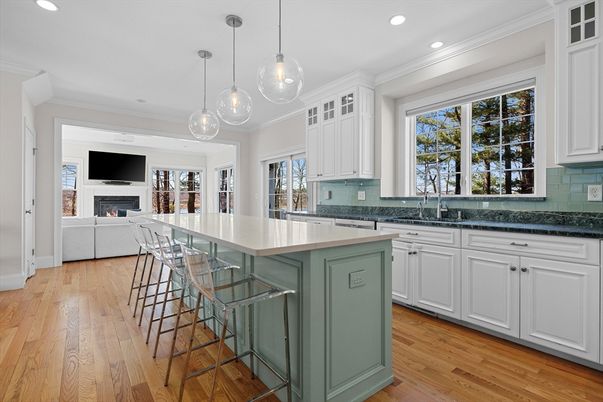 Fireplace, Interior, Kitchen, Pendant Lights, Recessed Lighting, Wood Texture Flooring