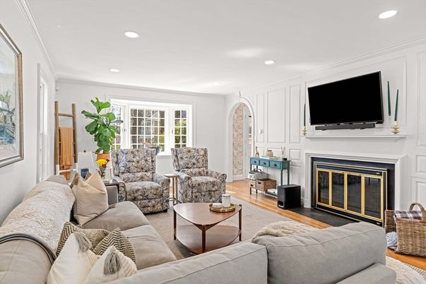 Fireplace, Interior, Living room, Recessed Lighting, Wood Texture Flooring