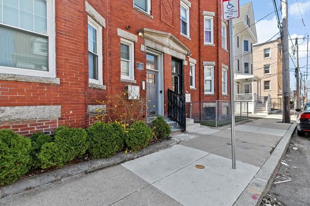 Exterior, Facade, Brick Facade, Rowhouse