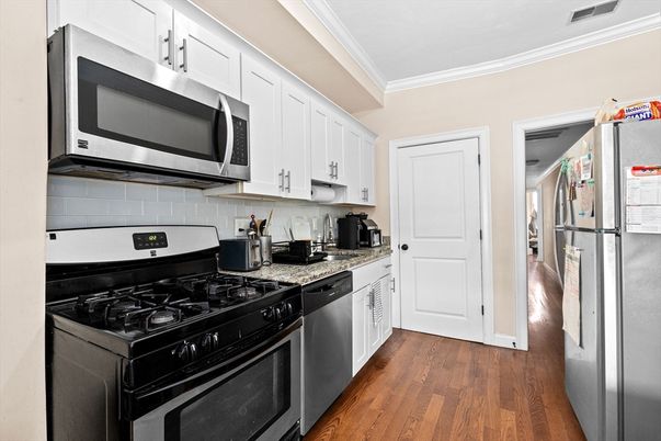Interior, Kitchen, Stainless Steel Appliances, Wood Texture Flooring
