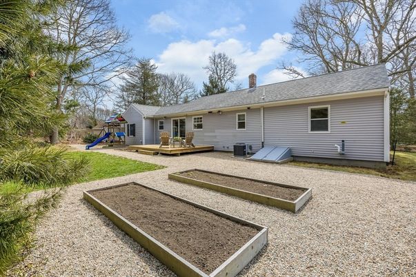 Backyard, Exterior, Playground