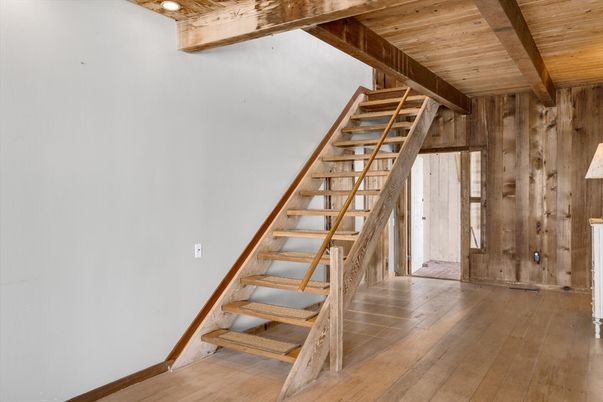 Empty room, Interior, Wooden Beams, Wooden Ceilings, Wood Texture Flooring, Wooden Walls
