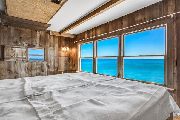 Bedroom, Interior, Water, Wooden Beams, Wooden Walls