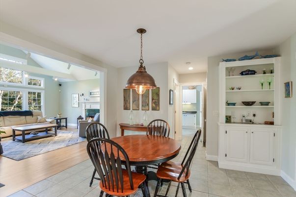 Dining room, Interior, Living room, Pendant Lights, Recessed Lighting, Wood Texture Flooring
