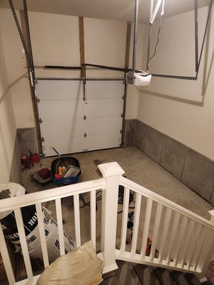 Garage, Interior