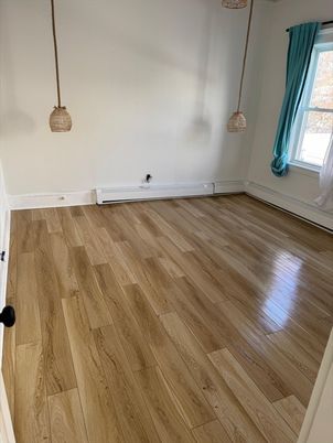 Empty room, Interior, Pendant Lights, Wood Texture Flooring