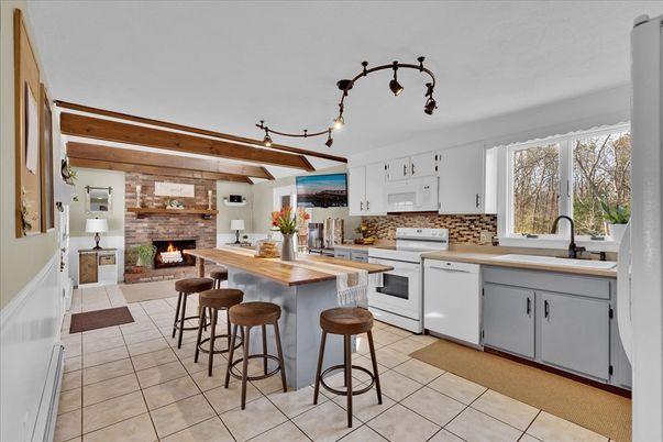 Fireplace, Interior, Kitchen, Wooden Beams