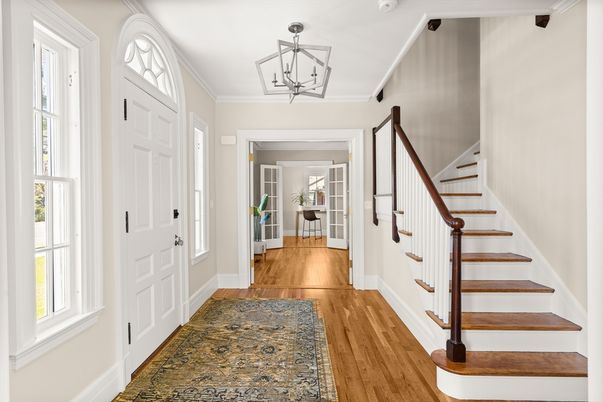 Interior, Pendant Lights, Wood Texture Flooring