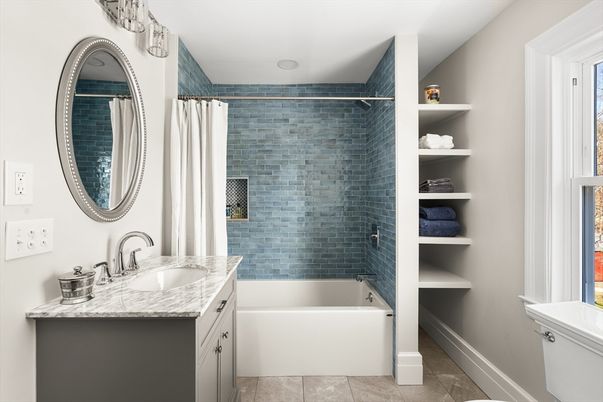Bathroom, Interior, Recessed Lighting