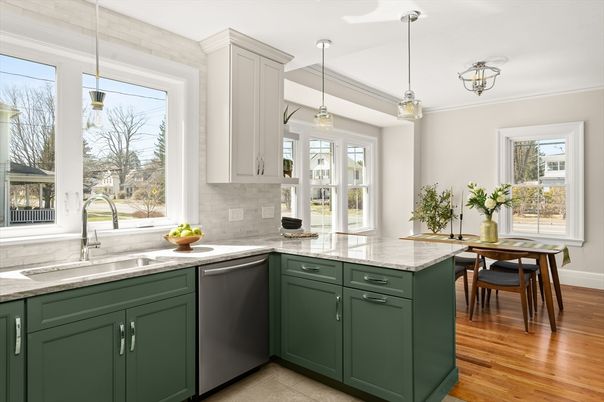 Dining room, Interior, Kitchen, Pendant Lights, Wood Texture Flooring