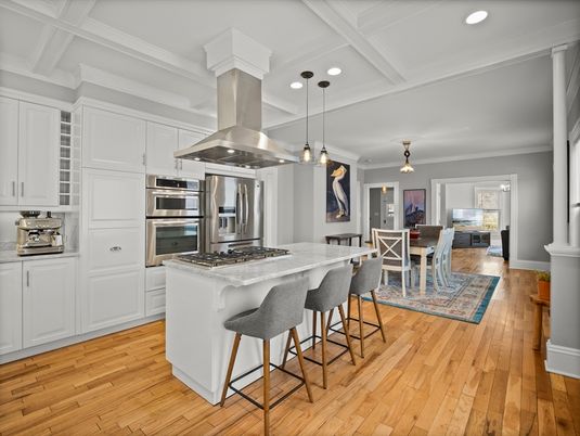 Dining room, Interior, Kitchen, Pendant Lights, Recessed Lighting, Stainless Steel Appliances, Wood Texture Flooring