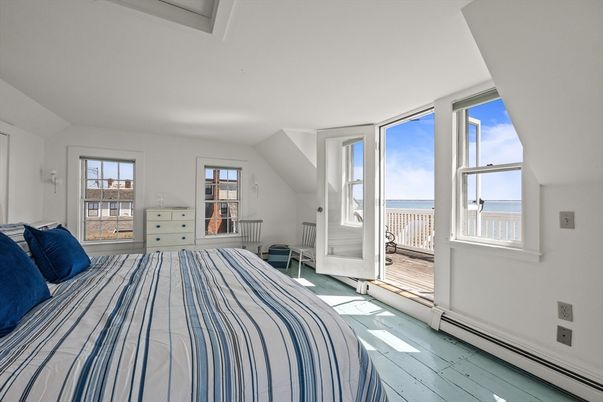 Bedroom, Interior, Water, Wood Texture Flooring