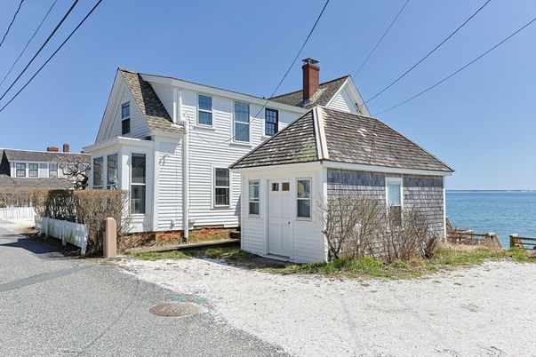 Exterior, Water