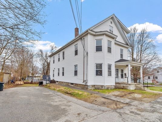 Backyard, Exterior, Facade, Queen Anne Victorian