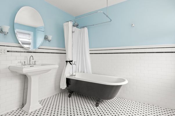 Bathroom, Free Standing Baths, Interior