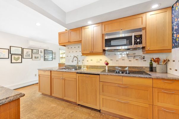 Interior, Kitchen, Recessed Lighting