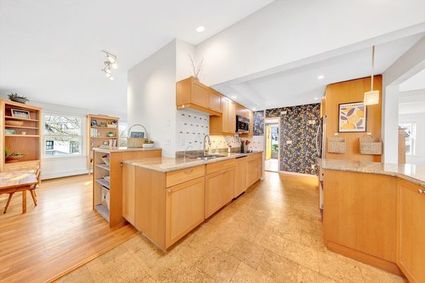 Interior, Kitchen, Pendant Lights, Recessed Lighting, Wood Texture Flooring