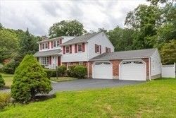 Attached, Backyard, Exterior, Facade, Brick Facade, Split Level