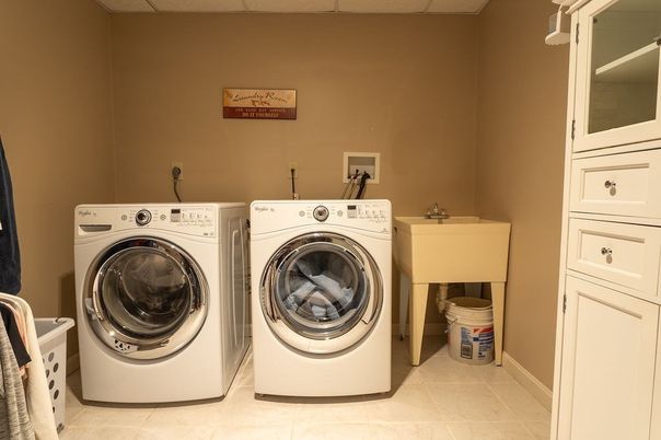 Interior, Washer