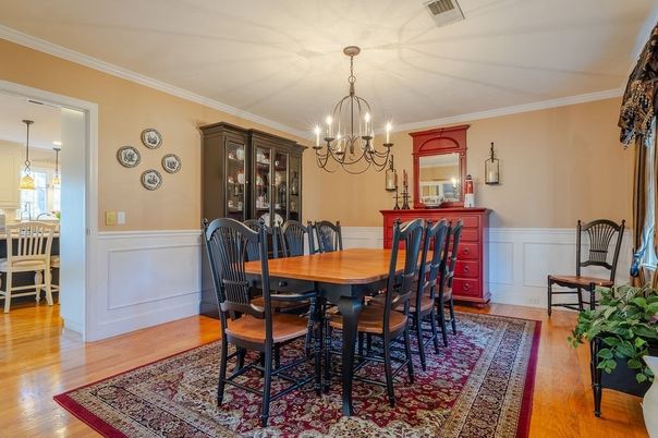 Chandelier, Dining room, Interior, Wood Texture Flooring
