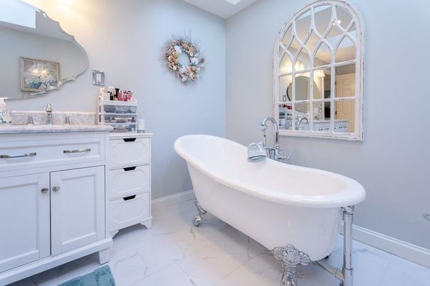 Bathroom, Free Standing Baths, Interior, Marble